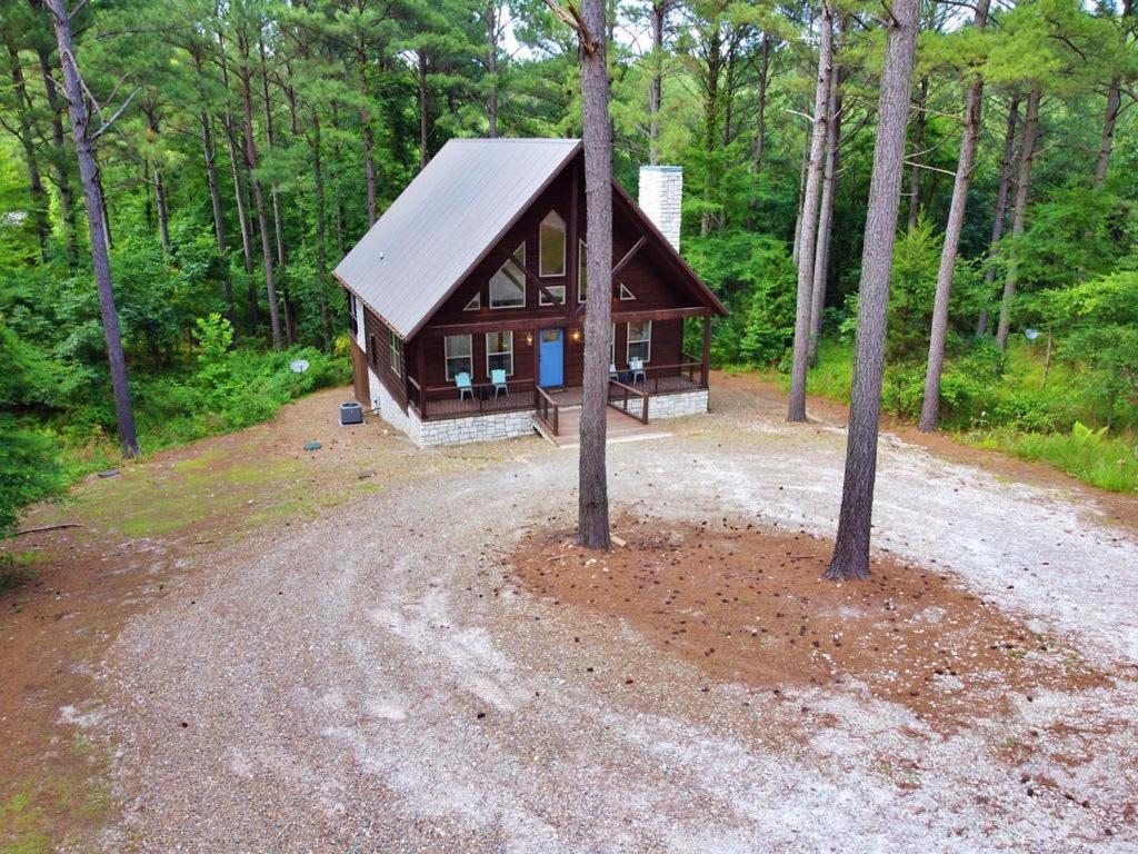 Stunning Luxury Cabin W Hot Tub And Fire Pit Holy Shiplap Is Perfect Romantic Couples Getaway Broken Bow Εξωτερικό φωτογραφία